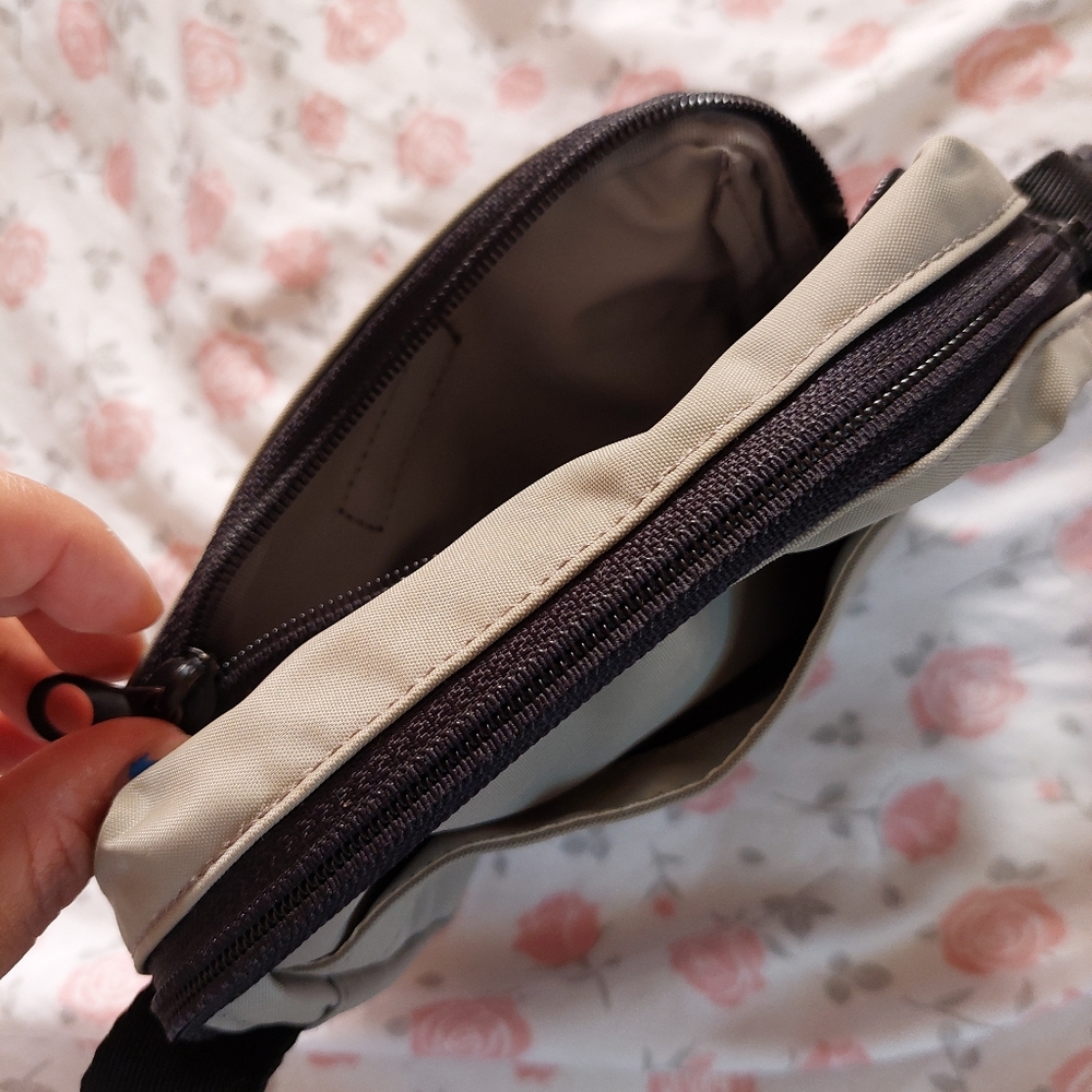 VTG Sazaby Crossbodybag - Picture 2 of 5